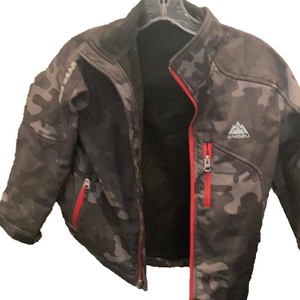 Boys snozu jacket small